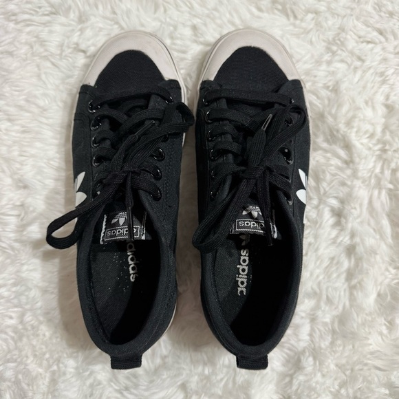 Adidas Nizza Sneakers in Black Size 6 - Picture 5 of 13